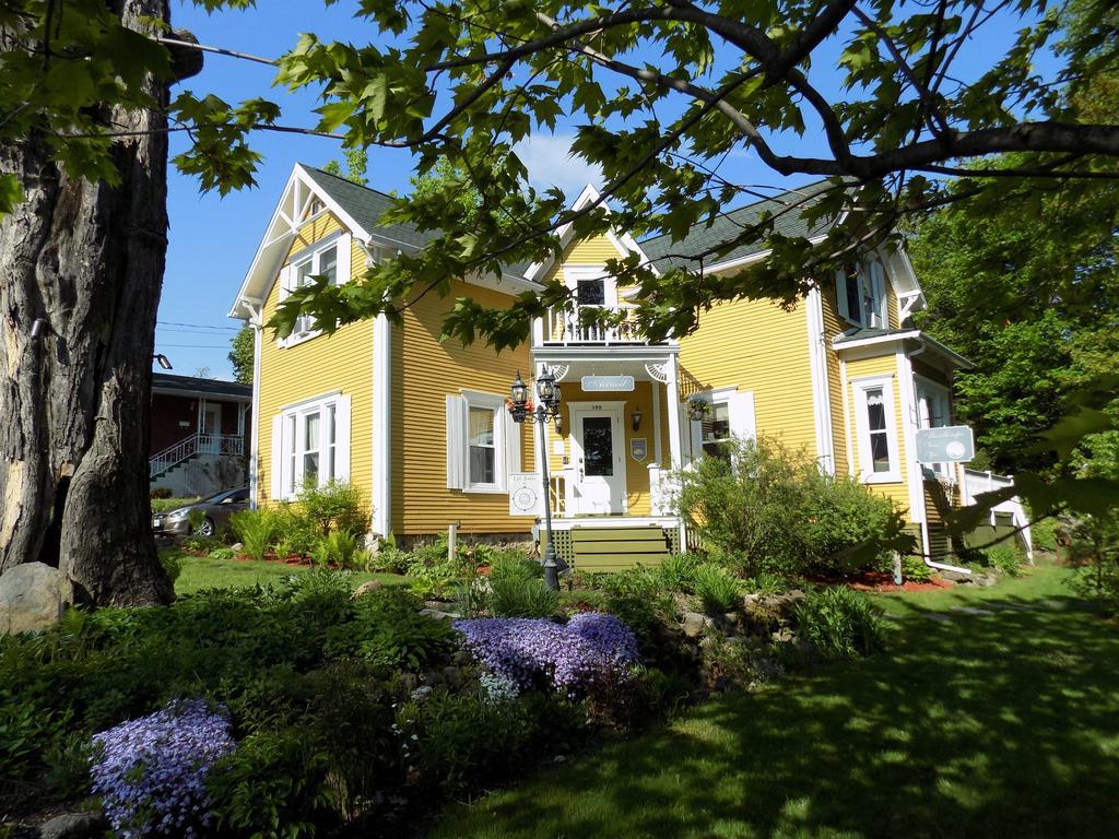 A L'Ancestrale B&B Magog Ngoại thất bức ảnh