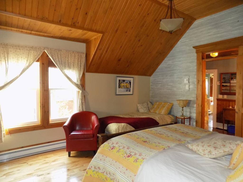 A L'Ancestrale B&B Magog Phòng bức ảnh