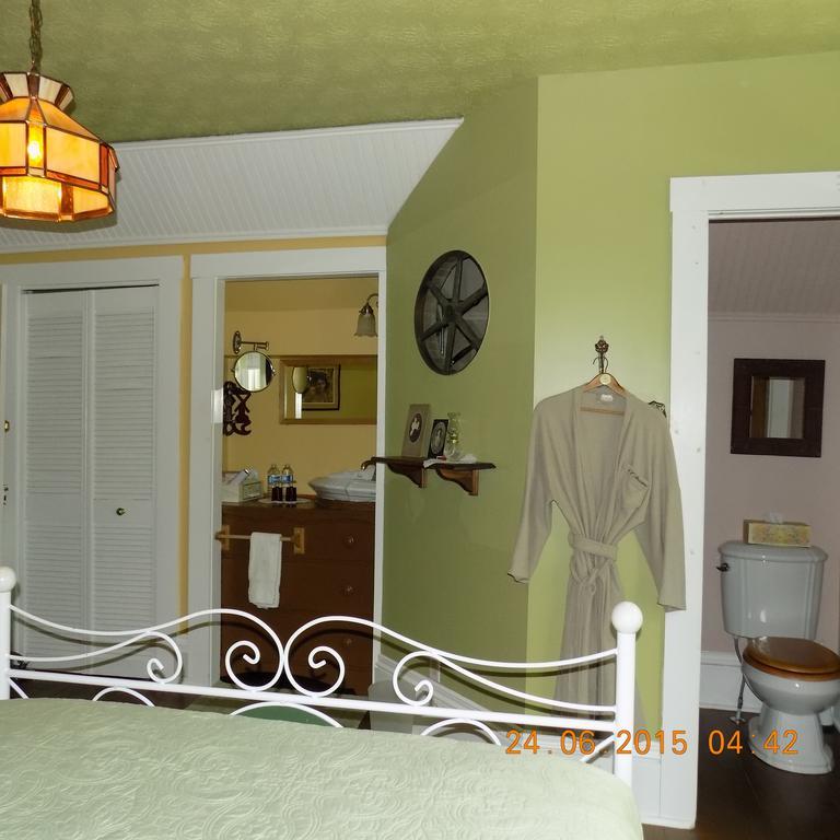 A L'Ancestrale B&B Magog Ngoại thất bức ảnh