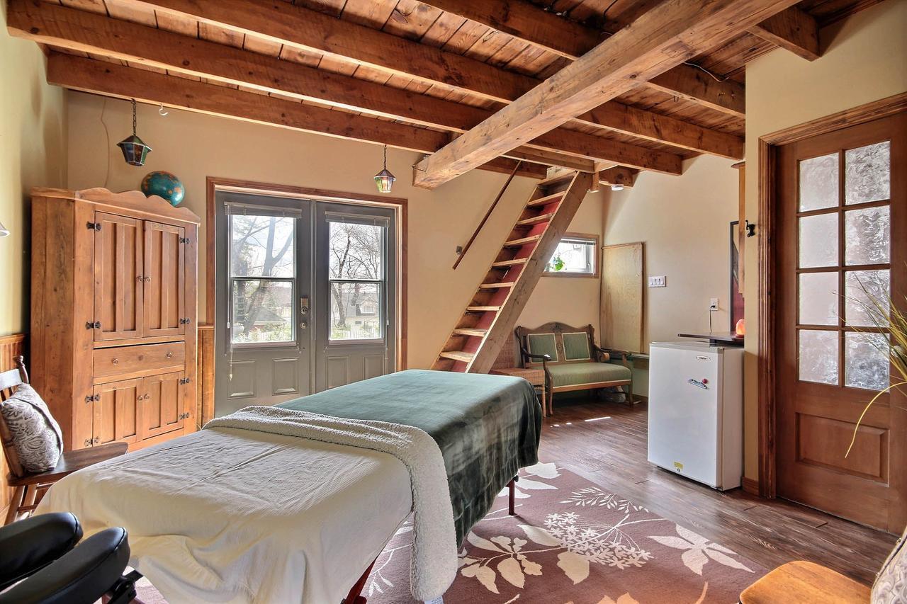 A L'Ancestrale B&B Magog Ngoại thất bức ảnh